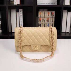 <AUTHENTIC>CHANEL bag
